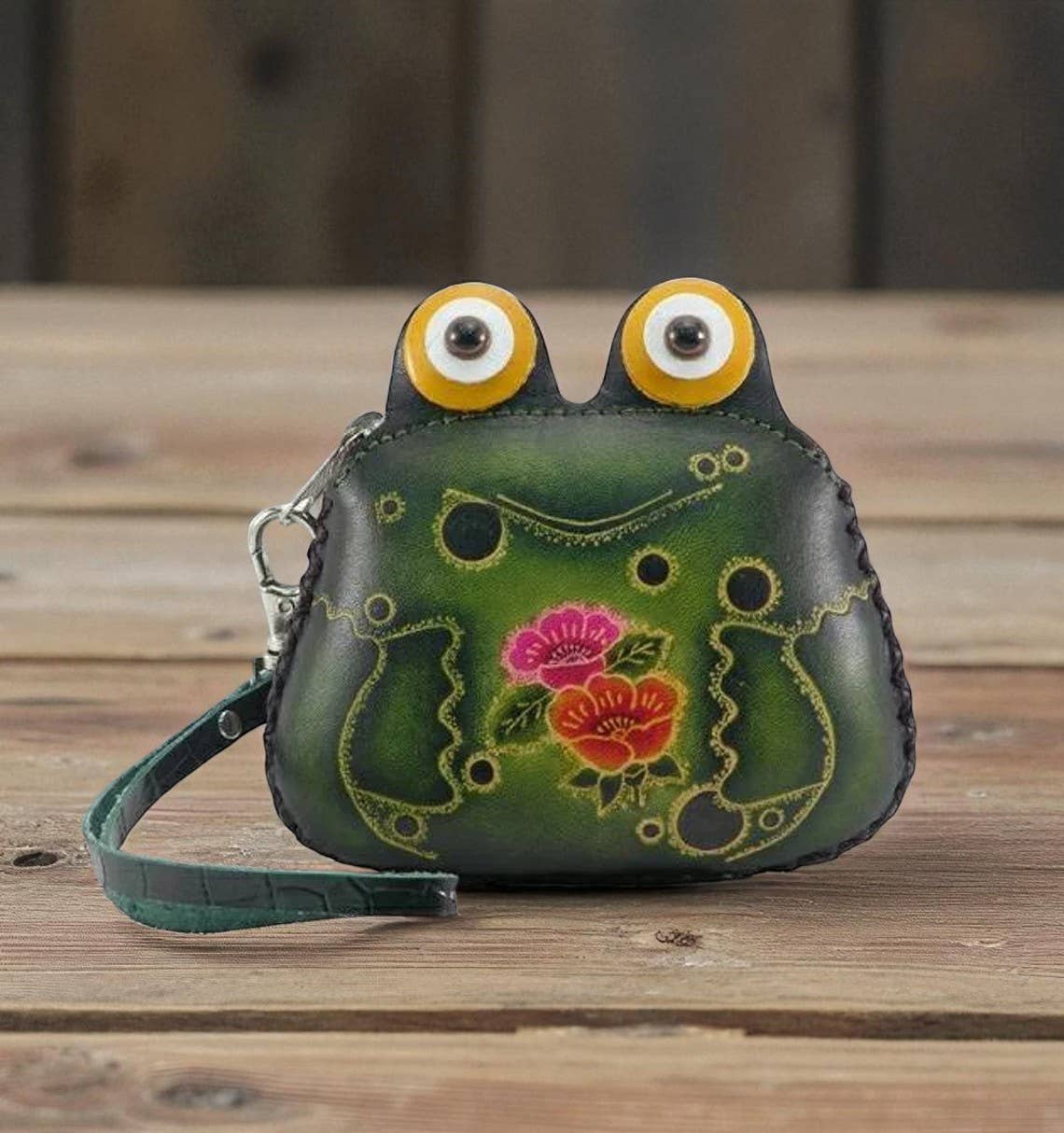 Frog Wristlet - E394 leather  coin purse wallet