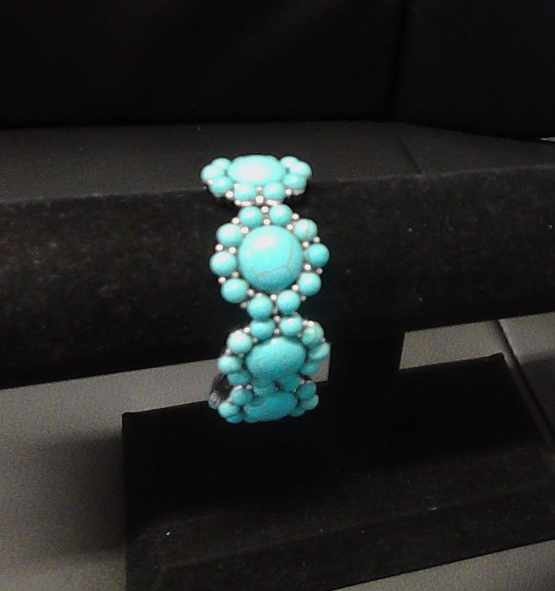 Turquoise Beaded Cluster Bracelet
