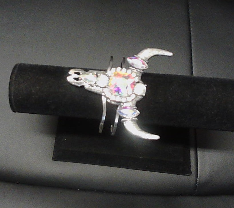 Iridescent Stone Horn Bracelet