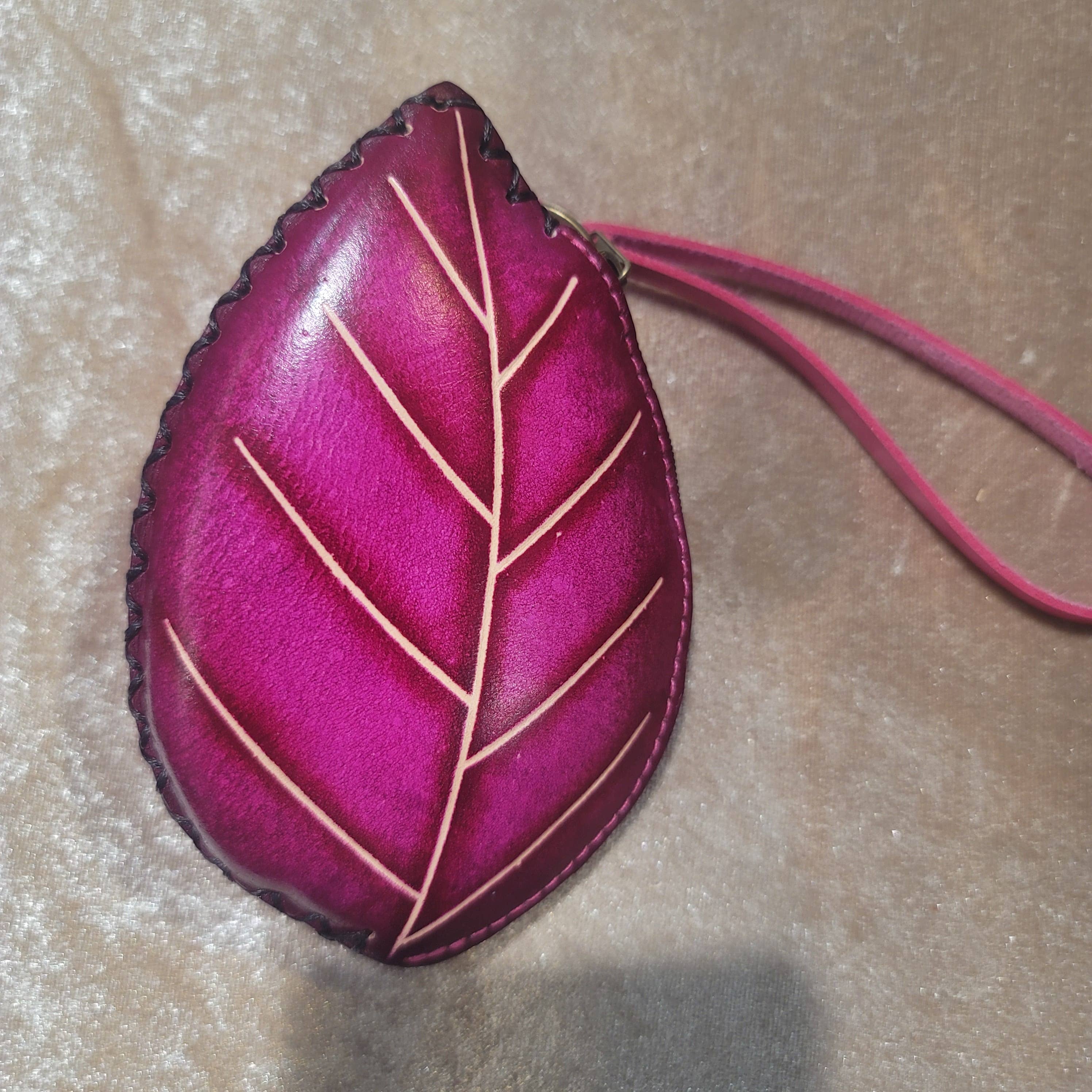 Catapillar on the Leaf Wristlet - E528 leather coin purse wa